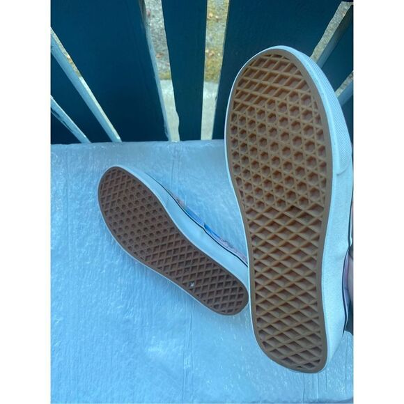 Vans Women’s Shoe Disney Mickey Mouse Minnie Goofy Hawaiian Aloha Sz 8.5 US - Picture 8 of 10